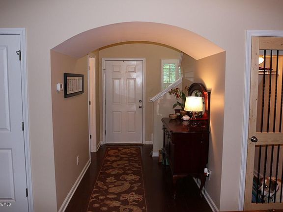 3rd image of 14 Oleander Drive