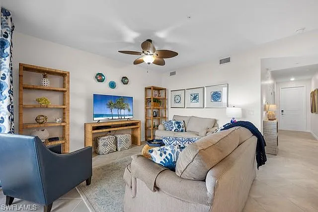 2 bed, 2.0 bath, 1154 sqft, $2,495 — Photo 4