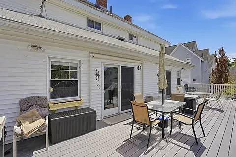 3 bed, 1645 sqft, $3,300 — Photo 3