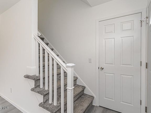 4th image of 5917 Pepperell Pl