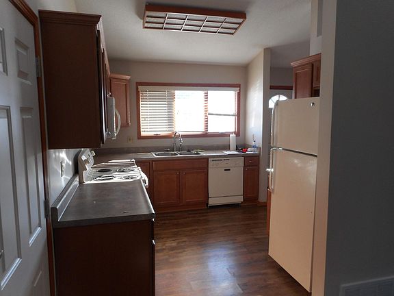 Kitchen with newer cabinets and soft close drawers.