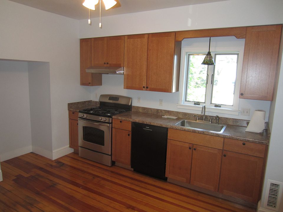 1st image of 65 Vine Rock St #2