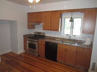 65 Vine Rock St #2, Dedham, MA 02026