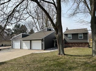 1413 Elmwood Rd, Lansing, MI 48917