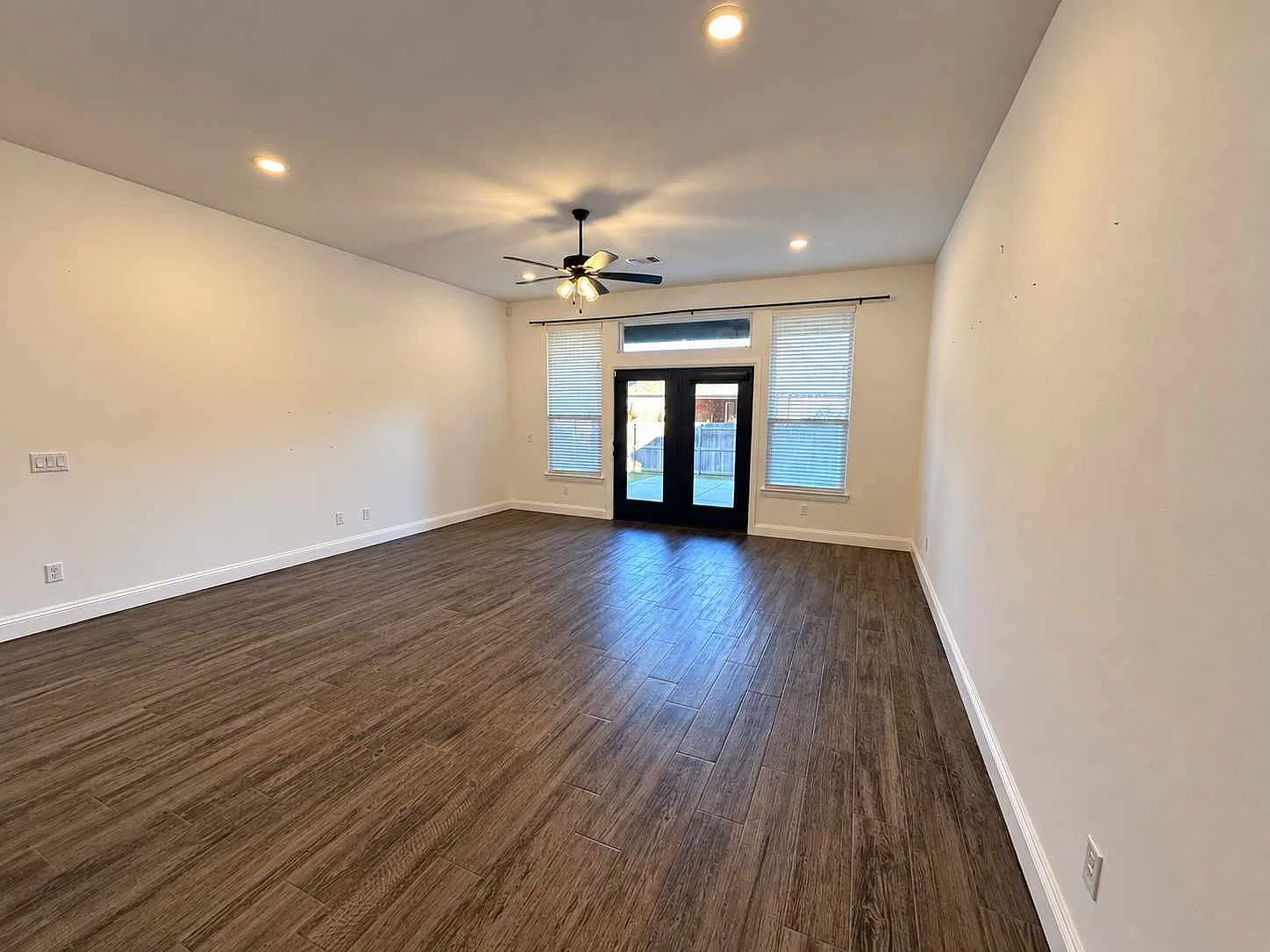 3 bed, 1848 sqft, $2,500 — Photo 4