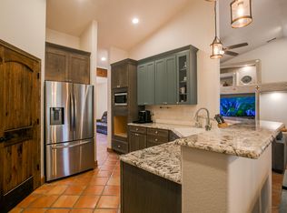 25 Jack Rabbit Run, Tijeras, NM 87059
