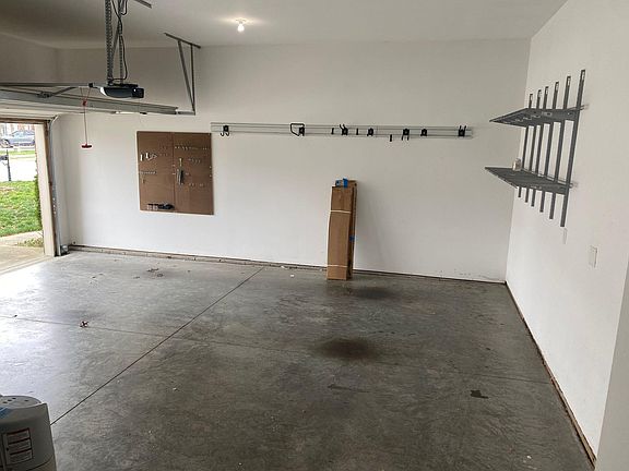 5th image of 1623 Southhampton Way