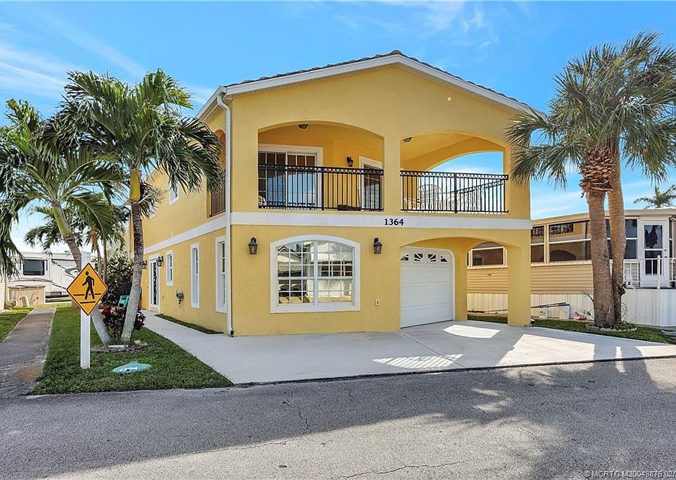 1st image of 1364 Nettles Blvd