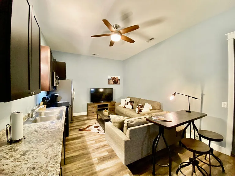 320 W Wyatt Earp Blvd #A-B — Photo 10