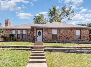 1215 N Slope #1, Carrollton, TX 75007