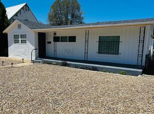 828 W 14th St, Portales, NM 88130