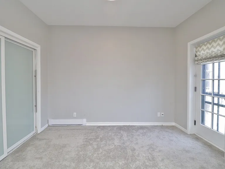 16 Sweetland Ave #3 — Photo 9