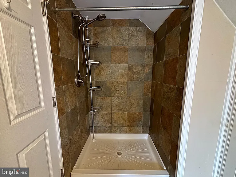 64 Valley Rd — Photo 18