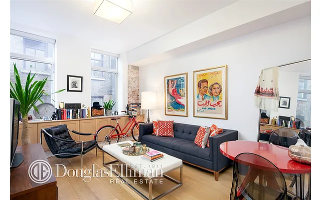 Rented by Douglas Elliman | media 6