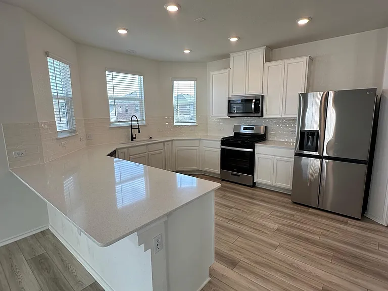 4469 Acerno St — Photo 3