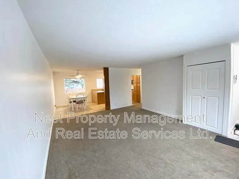 236 Nicholson St S #A — Photo 7