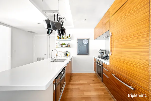 Sold by The Agency | media 7