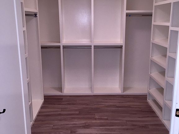 2nd image of 6419 Music St