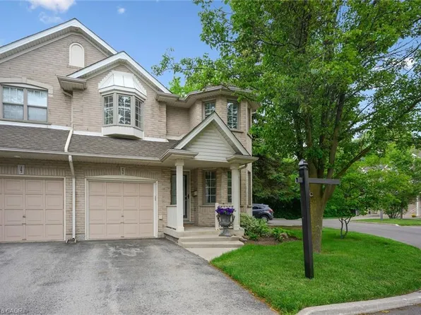 3243 New St #5, Burlington, ON L7N 1M9