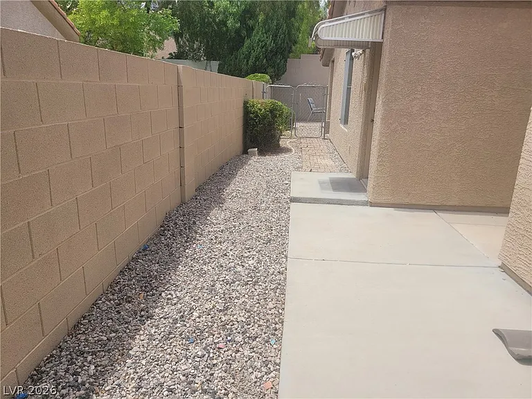 4013 Forest Knoll Ln — Photo 10