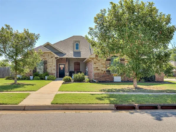 4612 Kentucky Ridge Dr, Mustang, OK 73064