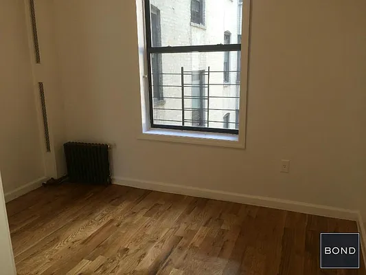 Rented by Bond New York | media 5