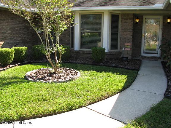 3rd image of 8752 Bandera Cir N