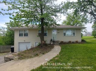 12801 Frost Rd, Kansas City, MO 64138