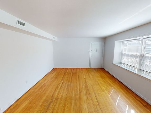 4th image of 4205 Forest Hill Ave #4203-1