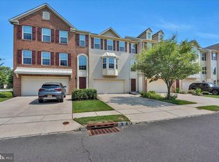 318 Nathan Dr, Riverton, NJ 08077