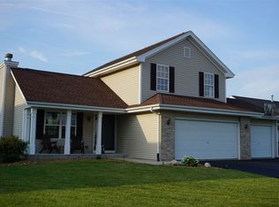 4810 Edenberry Ln, Rockton, IL 61072