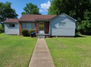 1103 Josephine St, Newport, AR 72112