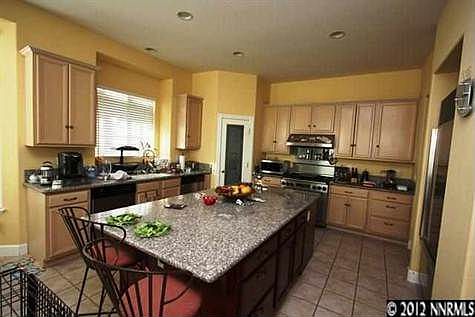 4th image of 2745 Darcy Ct