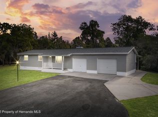 9250 Osceola Dr, New Port Richey, FL 34654