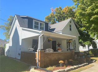 330 N East St, Greenfield, IN 46140