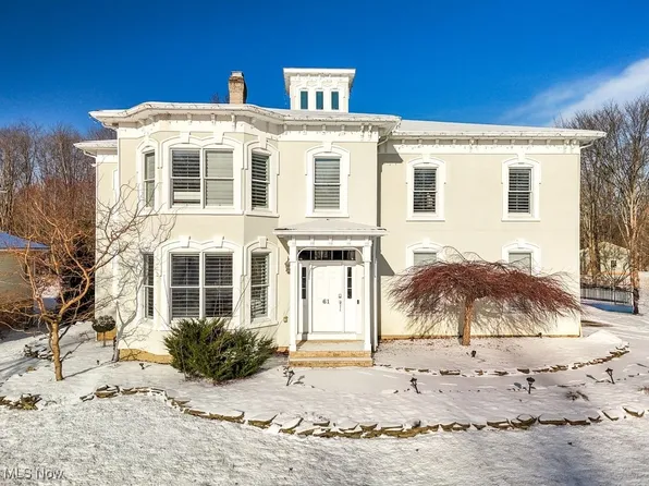 61 Stratford Rd, Hudson, OH 44236