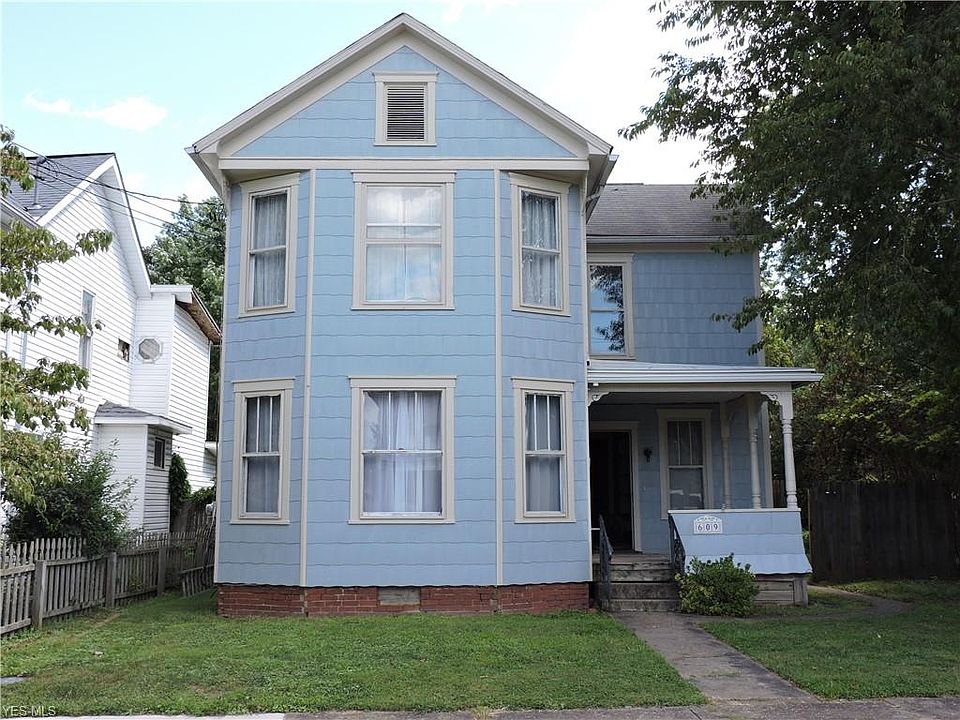 1st image of 609 Columbia Ave