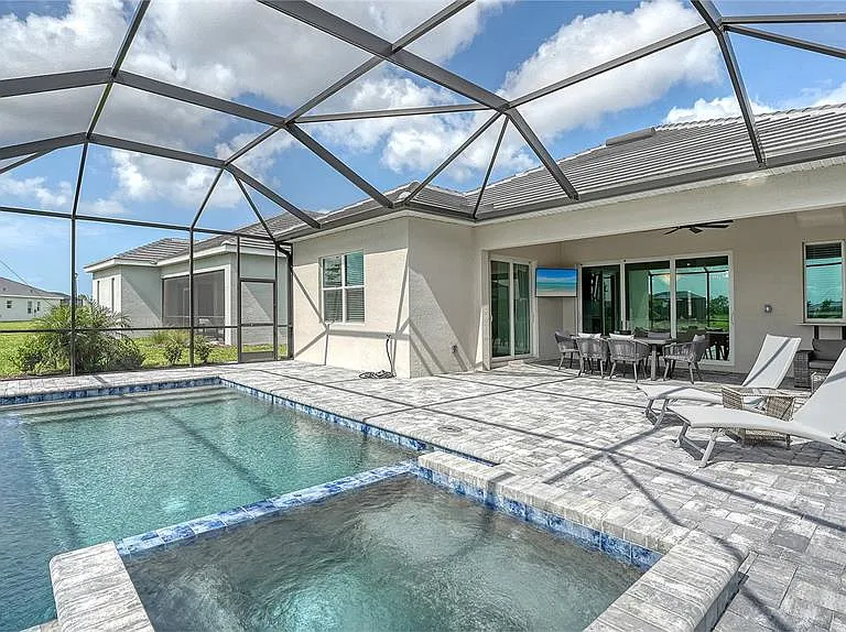 12716 Tulum Loop — Photo 39
