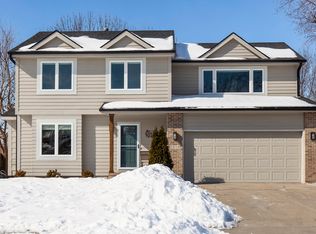 1214 65th Pl, West Des Moines, IA 50266