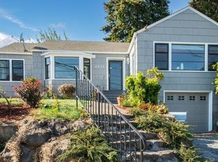 2537 36th Ave W, Seattle, WA 98199