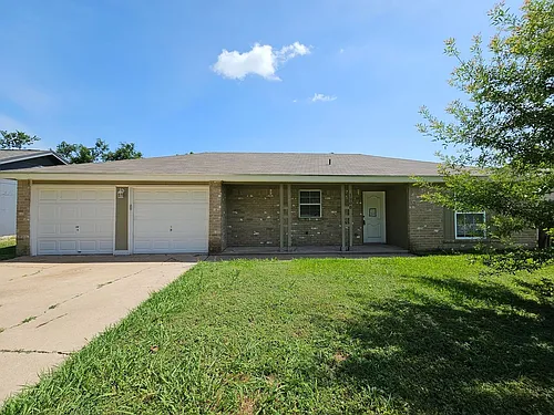 1208 Preswick Cir Photo 1