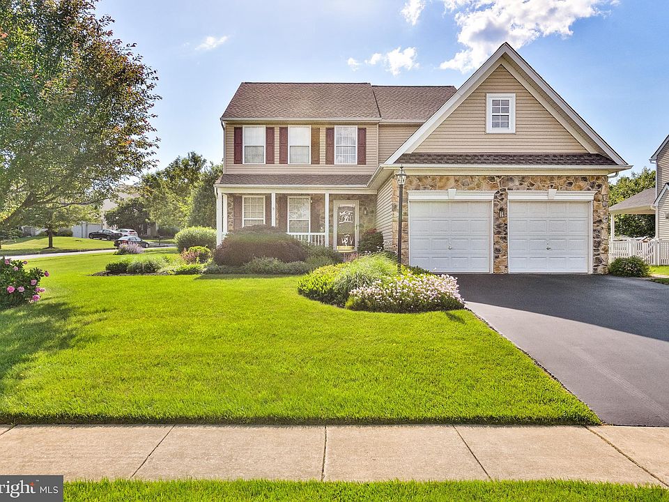 1st image of 110 Waring Dr