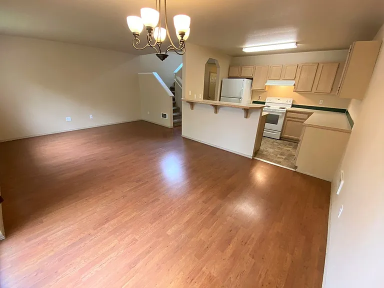 406 E Helena Ave. — Photo 4