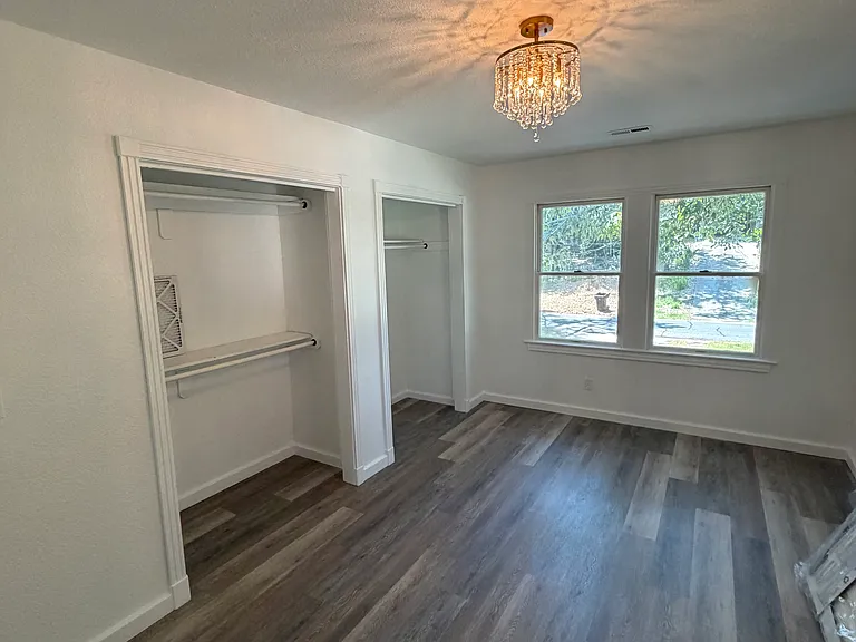 112 Colony Ln — Photo 10