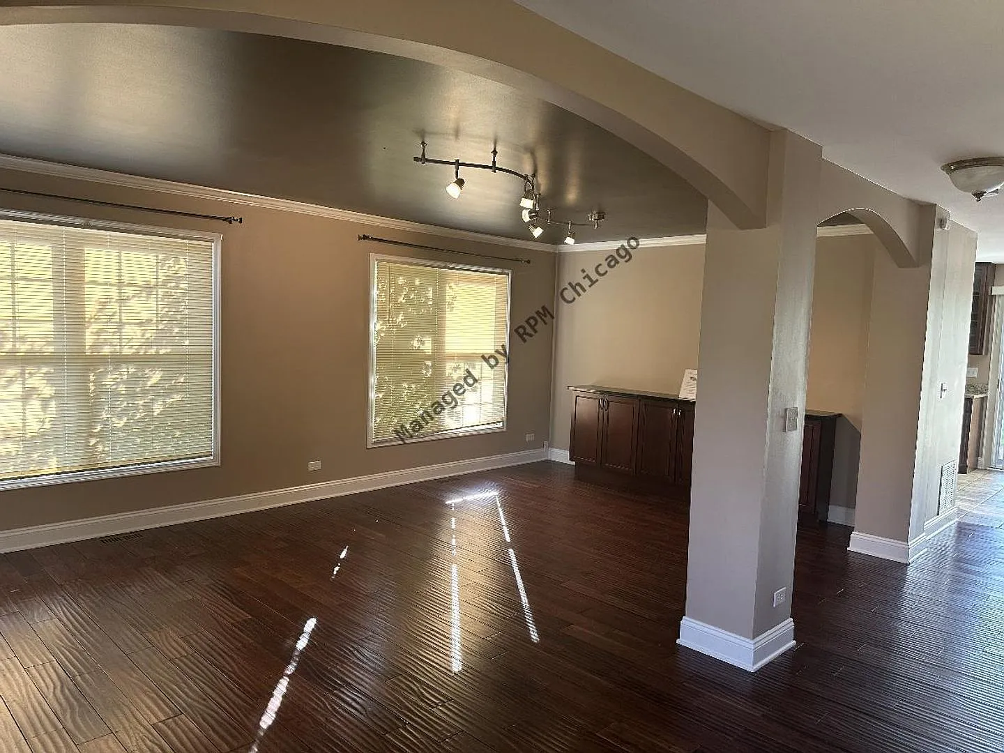 5490 Fox Path Ln Hoffman Estates, IL 60192 — Photo 3
