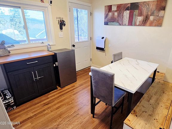 4th image of 2054 Whitford Ave S