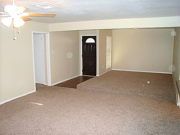 4th image of 6627 Escondido Dr