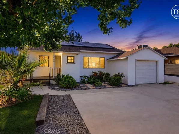 7453 Blewett Ave, Van Nuys, CA 91406