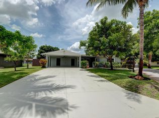 2402 Holiday Ct, Fort Pierce, FL 34982
