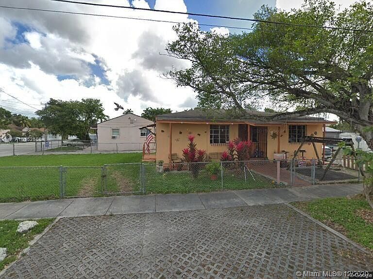 2nd image of 3419 NW 23rd Ave